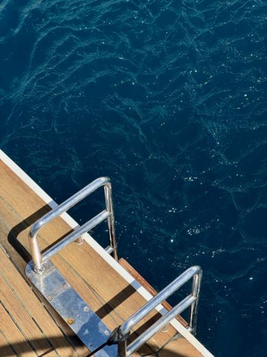 Juan-les-Pins Motor Yacht Tecnomarine T68 alt tag text