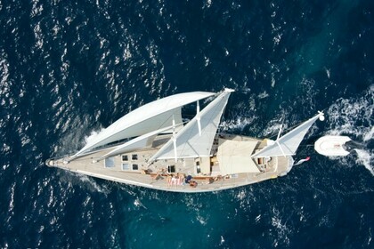 Hire Sailboat CNB Biot Prèsles 72’ Hyères