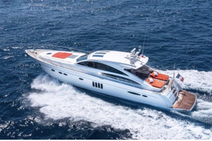 Noleggio Yacht Princess V70 Antibes