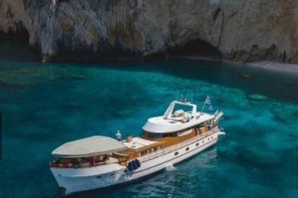 Rental Motor yacht GRAHAM BUNN/UK ONE OFF Rethymno