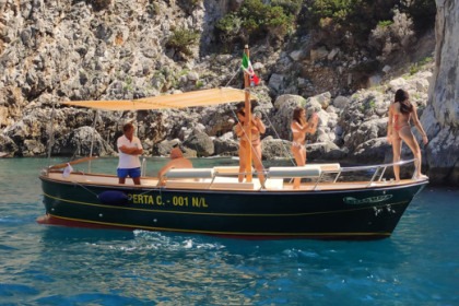 Verhuur Motorboot Di Donna Equa 7.20 Capri