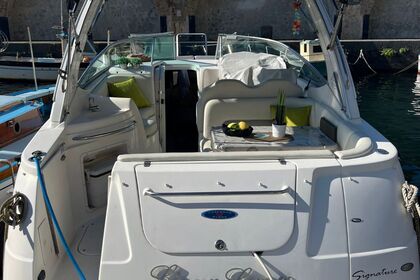 Hire Motorboat Chaparral Signature290 Procida