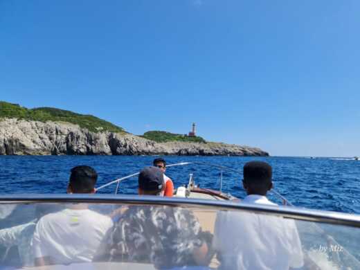 Пьяно-ди-Сорренто Motorboat Southwind 2000 750 alt tag text