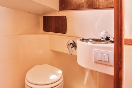 Ενοικίαση Μηχανοκίνητο σκάφος tecnonautica jeranto 7.50 Sorrento