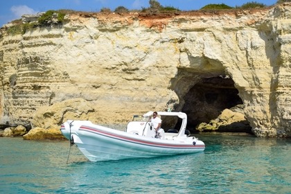 Rental Motorboat Italboats Stingher 32 Anniversary Otranto