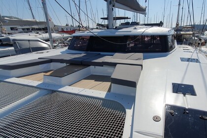Charter Catamaran Fountaine Pajot Fountaine Pajot Aura 51 - 5 + 1 cab. Trogir