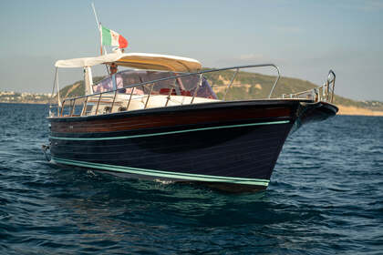 Charter Motorboat Fratelli Aprea 32 semicabinato Ischia
