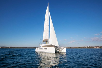 Rental Catamaran Lagoon-Bénéteau Lagoon 50 - 6 + 2 cab. Pomer