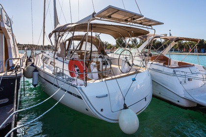 Charter Sailboat Bavaria 37 Cruiser Nea Peramos