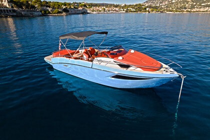 Location Bateau à moteur Cranchi E30 Endurance Beaulieu-sur-Mer