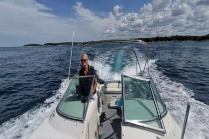 Rental Motorboat Sea Ray 270 Sundeck Poreč