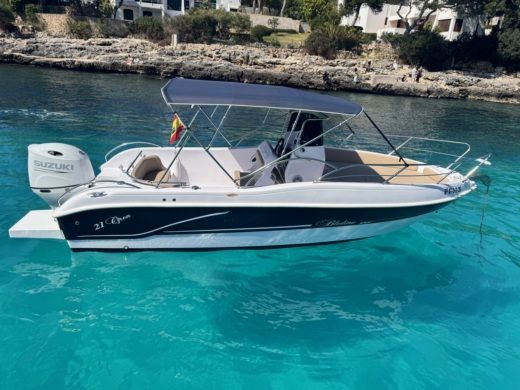 Motorboat Blueline 21 open Boot Grundriss