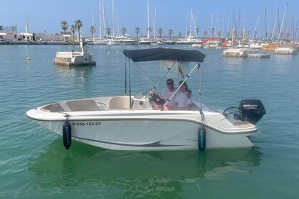 Rental Boat without license  Quicksilver 475 aXess (NUEVO 2023) Sitges