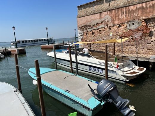 Venedig Motorboat Profilmarine Cherokee 35 alt tag text