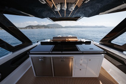 Aluguel Lancha Salpa Soleil 52 Porto Badino