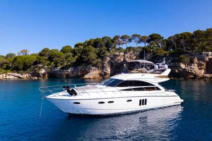 Location Yacht Princess 54 Fly Saint-Tropez
