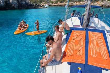 Hire Sailboat Bavaria 42 cruiser Menorca