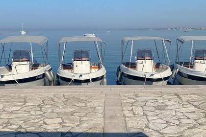 Hyra båt Båt utan licens  Speedy 565 Porto Cesareo