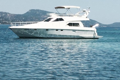 Alquiler Lancha FERRETTI ALTURA 145 Porto Vecchio