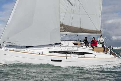 Rental Sailboat JEANNEAU SUN ODYSSEY 349 Laurium