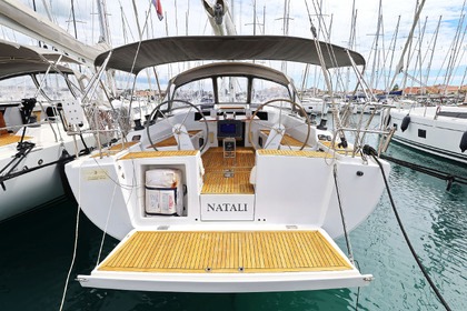 Rental Sailboat Hanse Yachts Hanse 415 Biograd na Moru