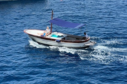 Hire Motorboat Fratelli Aprea 7.80 Fratelli Aprea 7.80 Capri
