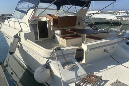 Hire Motorboat Mochi craft Cabinato Salerno