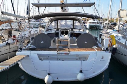 Czarter Jacht żaglowy Beneteau Oceanis 48 Lawrio