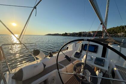 Rental Sailboat Jeanneau sun odyssey 33 Neos Marmaras