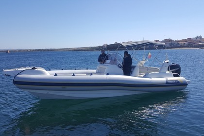 Noleggio Gommone MARLIN 28 FB 350 CV Stintino