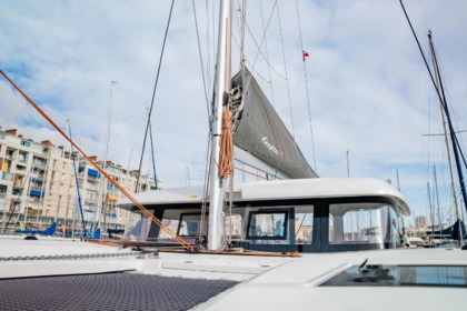 Location Catamaran Beneteau Excess 11 Toulon