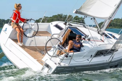 Verhuur Zeilboot  OCEANIS 30.1 Toulon