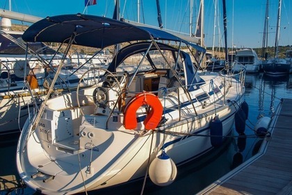 Czarter Jacht żaglowy BAVARIA 32 Primošten