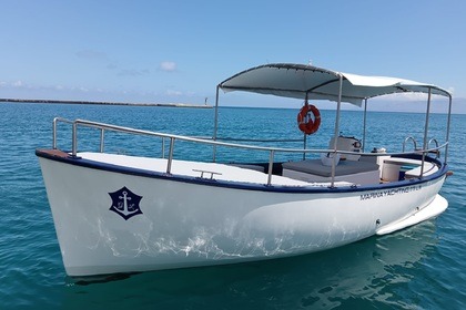 Rental Motorboat CANTIERE ARTIGIANALE GOZZO - KORA Castellammare del Golfo