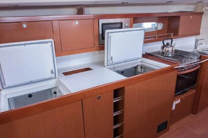 Verhuur Zeilboot  Oceanis 50 Family Lefkada