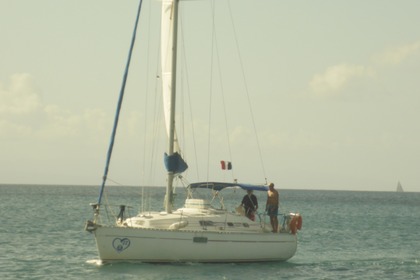 Verhuur Zeilboot BENETEAU OCEANIS 321 Pointe-à-Pitre