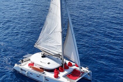 Rental Catamaran Bavaria Nautitech 441 Antibes