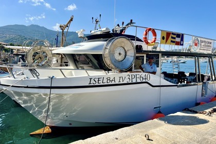 Noleggio Barca a motore Fyd Peschereccio in vetroresina Marina di Campo