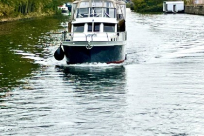 Miete Hausboot Gruno Hollandia 1100 Classic Berlin