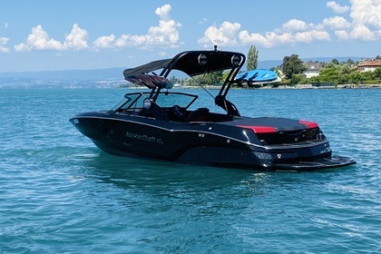 Charter Motorboat Mastercraft XT22T Lausanne