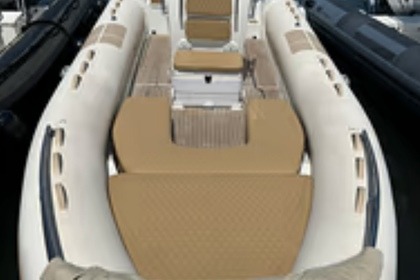 Noleggio Gommone Flyer by BWA Flyer 747 La Maddalena