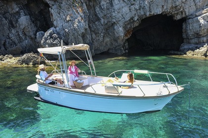 Hire Motorboat CANTIERI MIMÍ 6,5 CLASSIC Fornells, Minorca