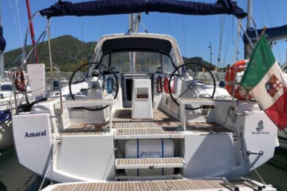 Noleggio Barca a vela Beneteau Oceanis 38.1 Salerno