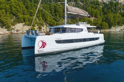 Rental Catamaran Catana Bali 4.8 - 5 + 2 cab Kaštela