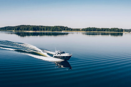 Charter Motorboat Mirakul 30 Hardtop Biograd na Moru