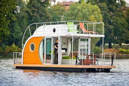 Charter Houseboat Nautilus Hausboote Nautino mini - führerscheinfrei Berlin