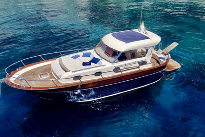 Alquiler Lancha Apreamare 38 Comfort Capri