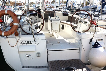 Rental Sailboat  Sun Odyssey 439 San Miguel de Abona