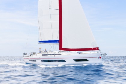 Hire Sailboat  Sunsail 41.3 Road Town