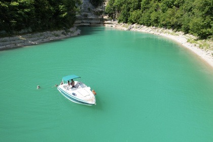Location Bateau à moteur Chris Craft Concept 25 cc La Tour-du-Meix